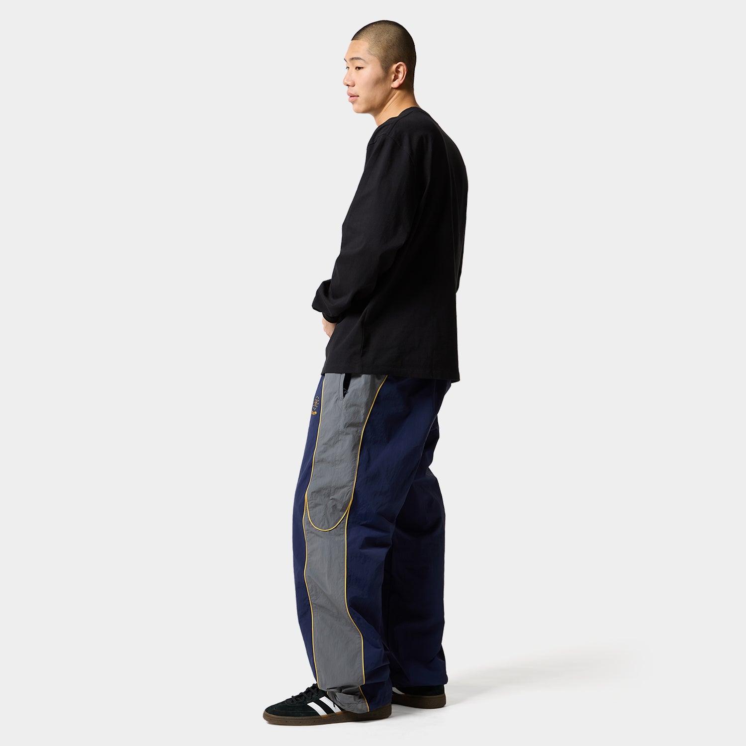 HUF (ハフ) Worldwide JP /T-SHIRTS（Tシャツ）/ BOX LOGO POCKET LS TEE商品 / BLACK