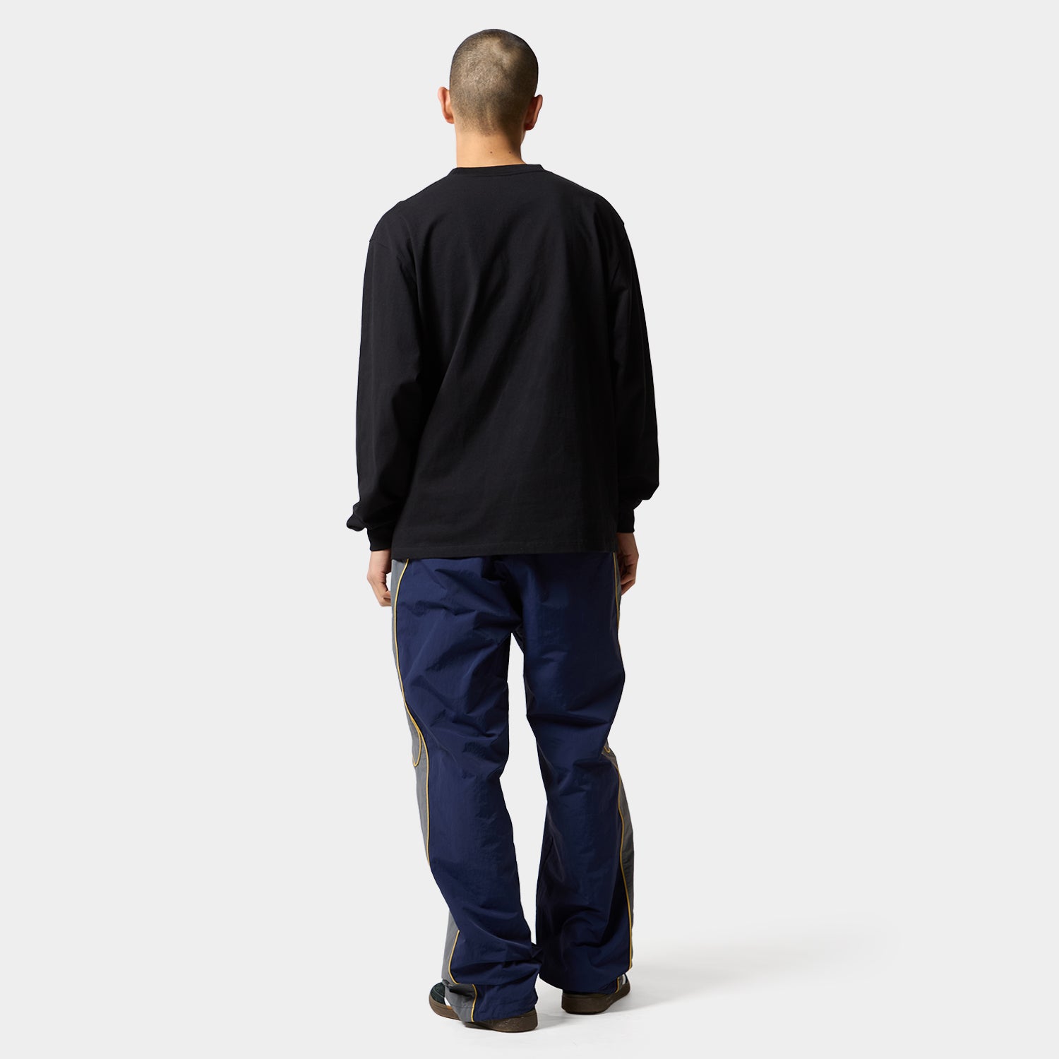 HUF (ハフ) Worldwide JP /T-SHIRTS（Tシャツ）/ BOX LOGO POCKET LS TEE商品 / BLACK