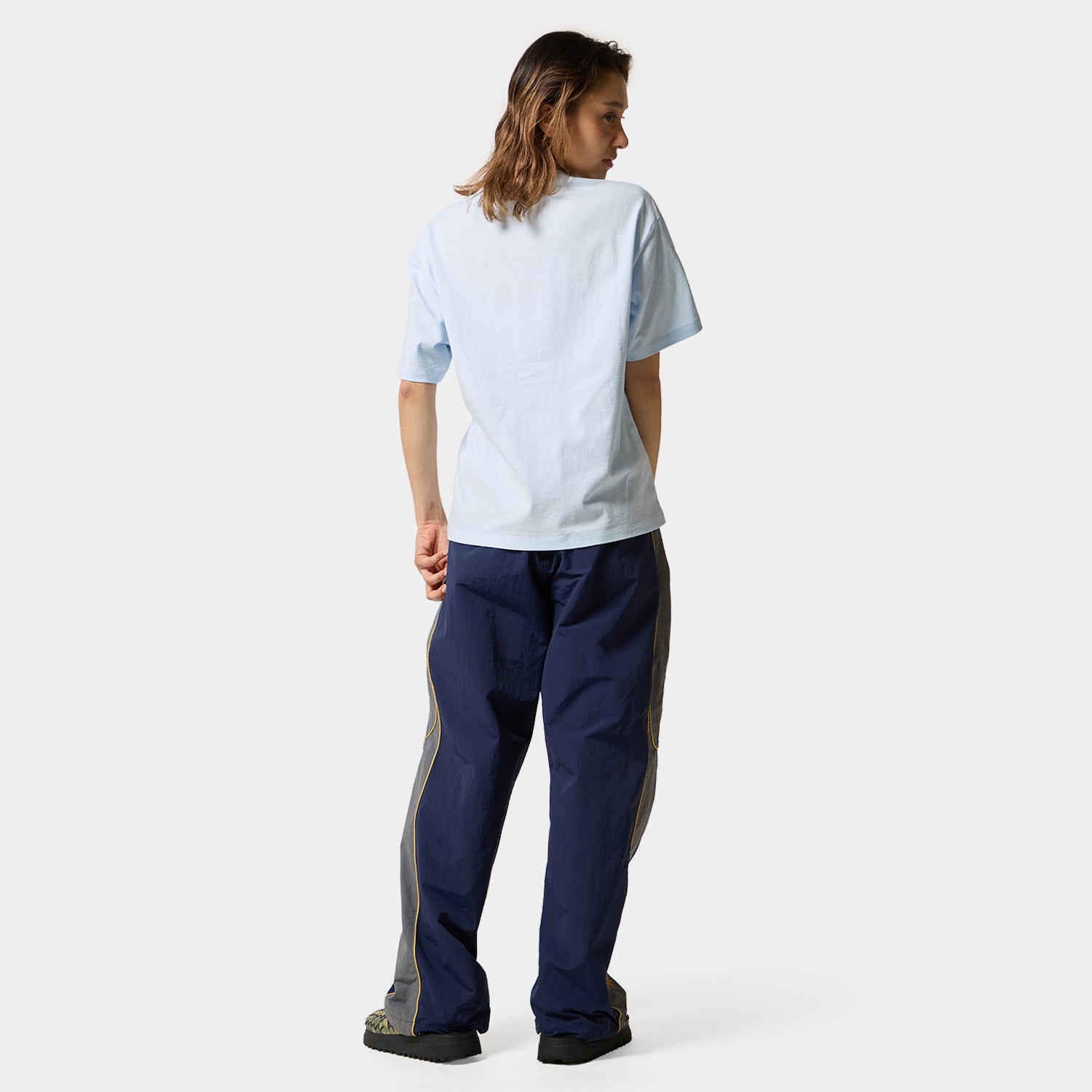 HUF (ハフ) Worldwide JP /T-SHIRTS（Tシャツ）/ HUF eightynine TINY TEE商品 / WHITE