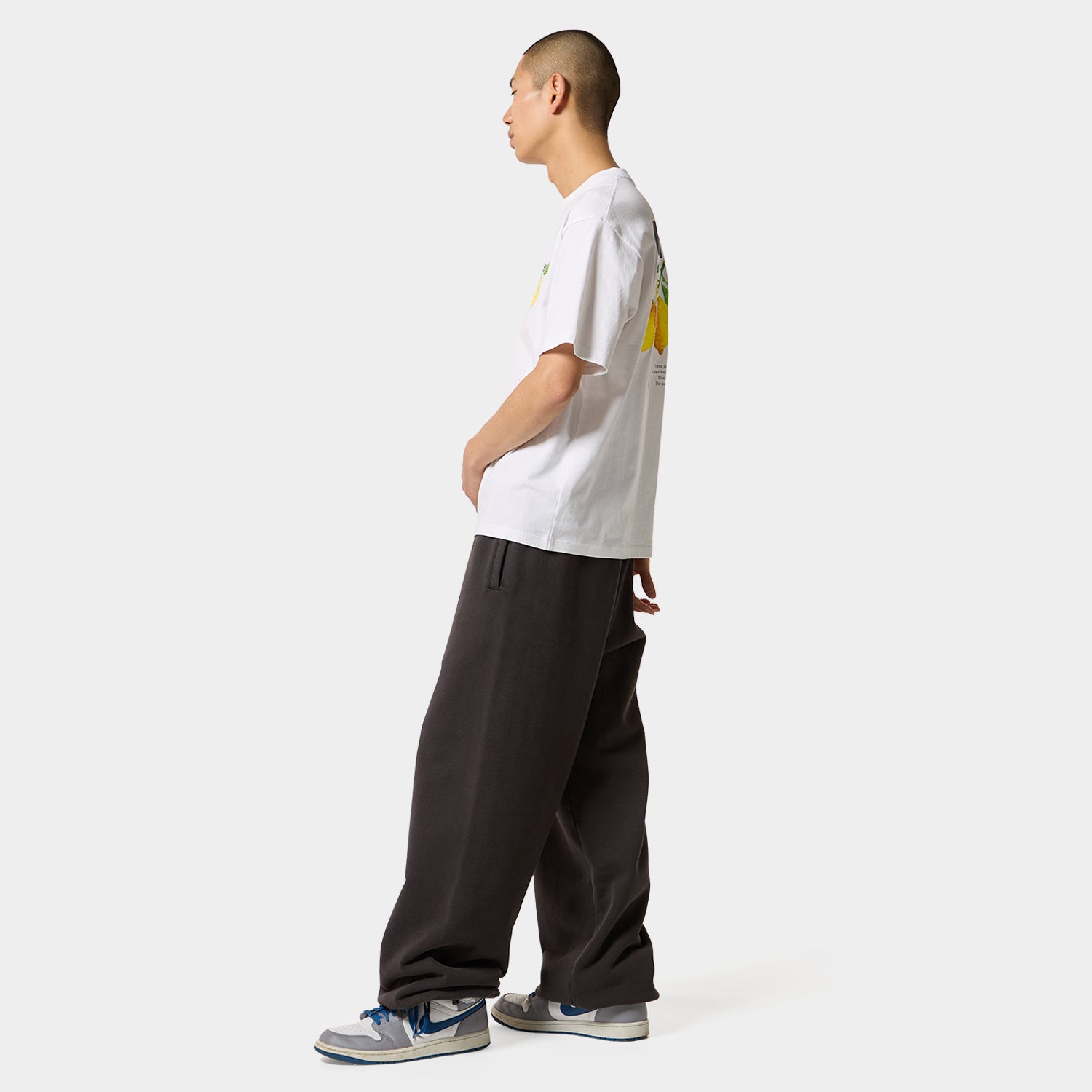 HUF (ハフ) Worldwide JP /T-SHIRTS（Tシャツ）/ SOUR LEMON TEE商品 / NAVY