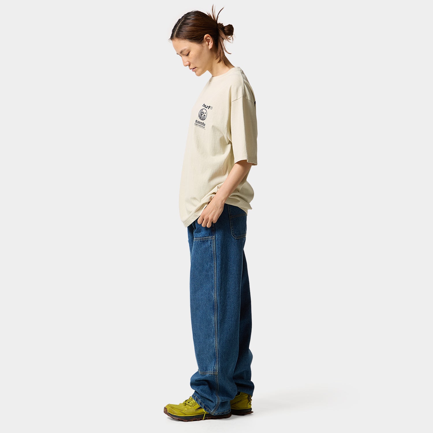 HUF (ハフ) Worldwide JP /T-SHIRTS（Tシャツ）/ HUF X KUUMBA INTERNATIONAL KUUMBA TEE商品 / CREAM