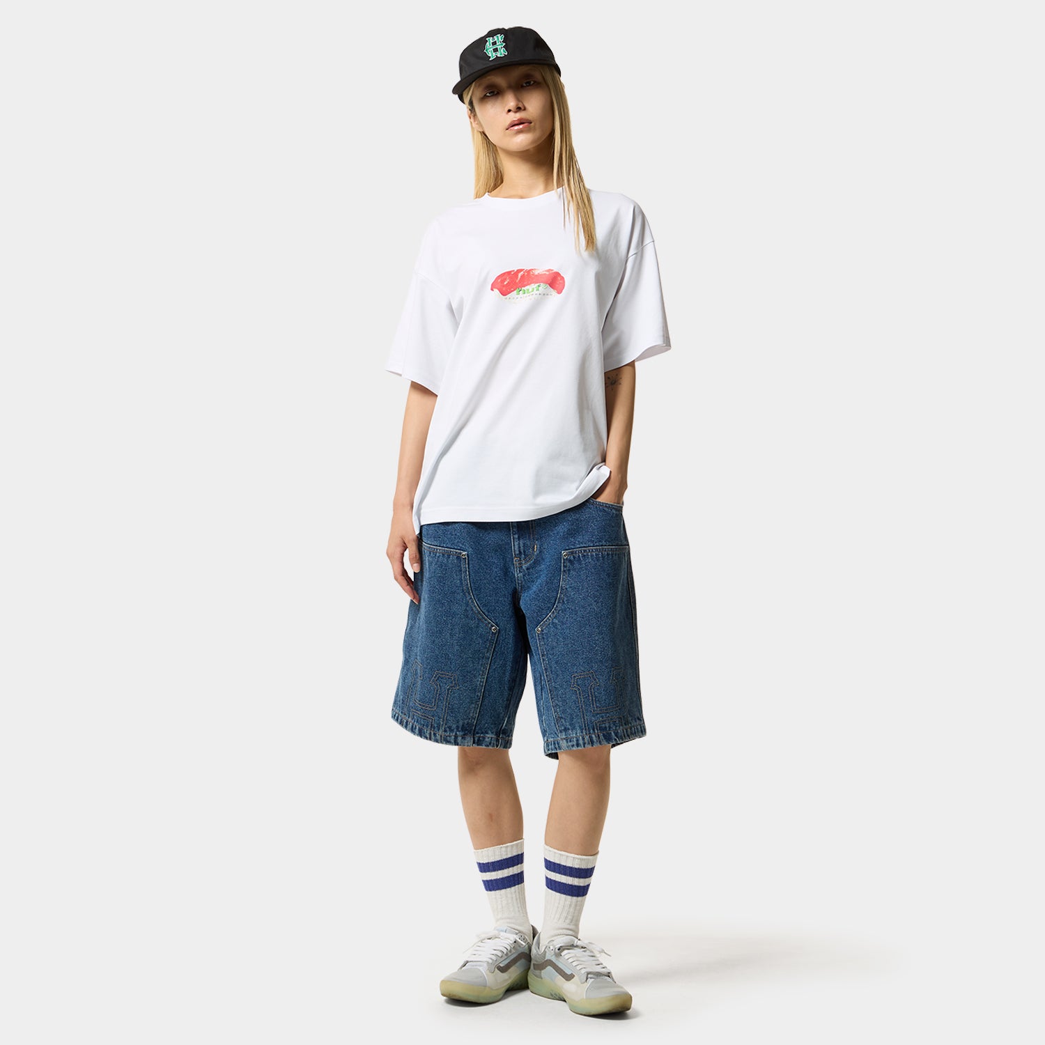 HUF (ハフ) Worldwide JP /T-SHIRTS（Tシャツ）/ HUF X EVISEN SKATEBOARDS HUF SUSHI TEE商品 / WHITE